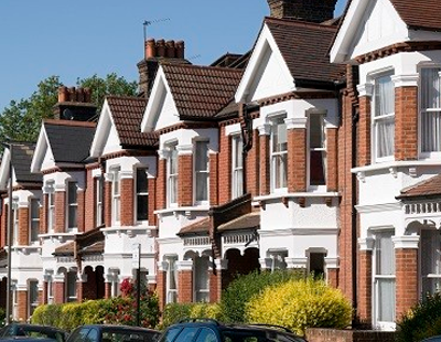 London is on the road to recovery as rents exceed £1,600 a month for the first time 