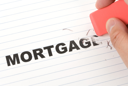 Mortgage Crisis: thousands of landlords in arrears, hundreds of homes repo'd