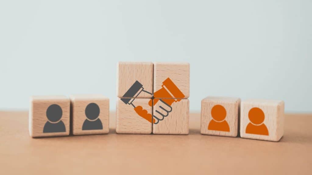 Rail boss to head landlord-tenant mediation service